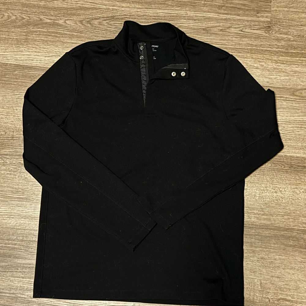 Men’s M LeChateau Black Long Sleeve Pullover